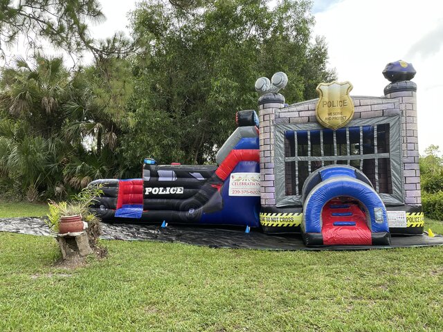 210- POLICE DUEL LANE BOUNCE HOUSE WET/DRY