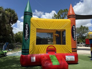 CRAYOLA BOUNCE HOUSE