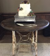 Singer Table: Ivory with 40" Wood Top