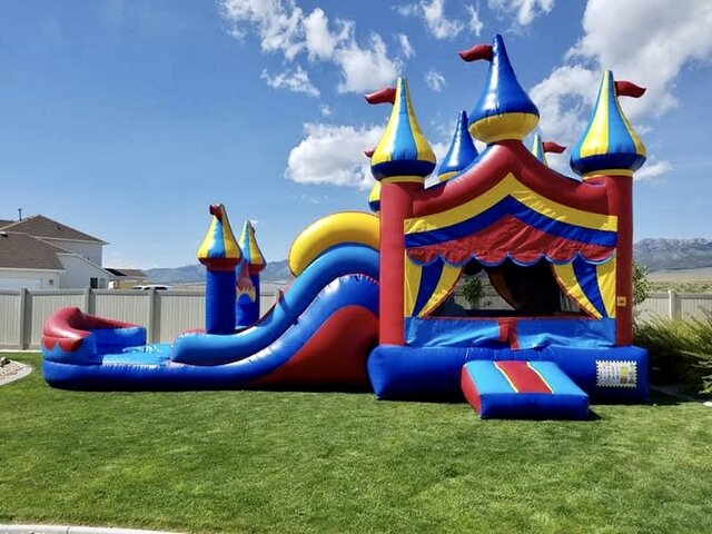 Big Top Jump and Dual Slide Dry XL 