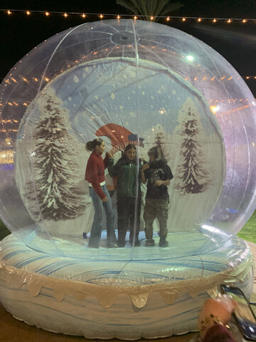 rent a snow globe