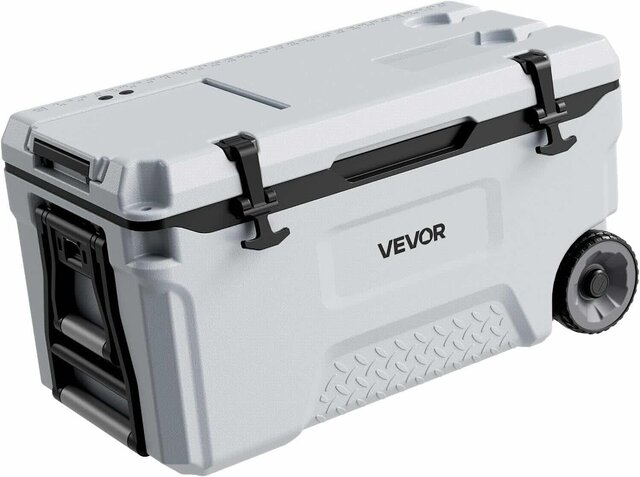 52 Quart Rolling Cooler