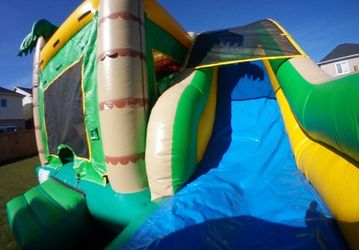 Bouncy Castle with Slide 