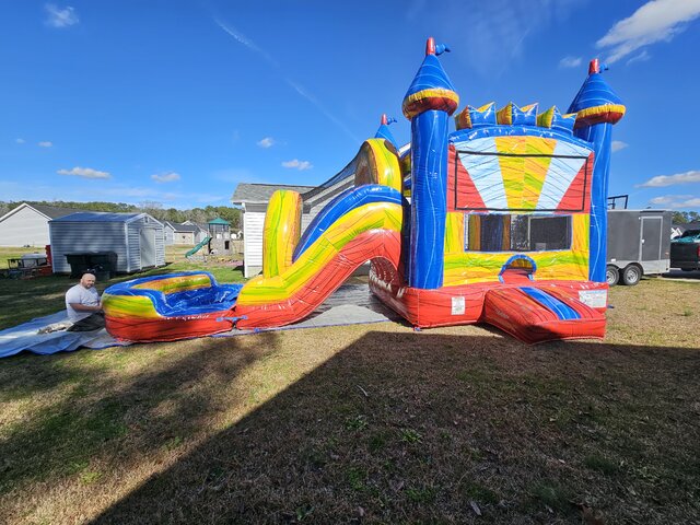 Carnival Craze Combo  Bounce House Wet/Dry