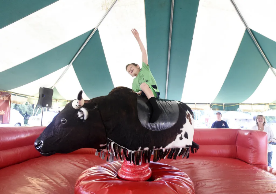 Delivery and Set up Crew