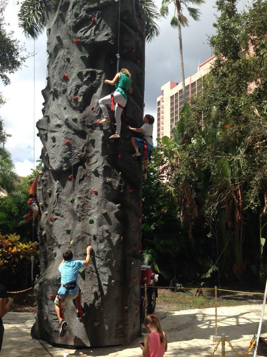 giant rock climbing wall rental events in northeast and jacksonville florida