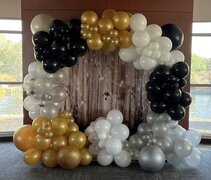 Balloons / Backdrops / Props
