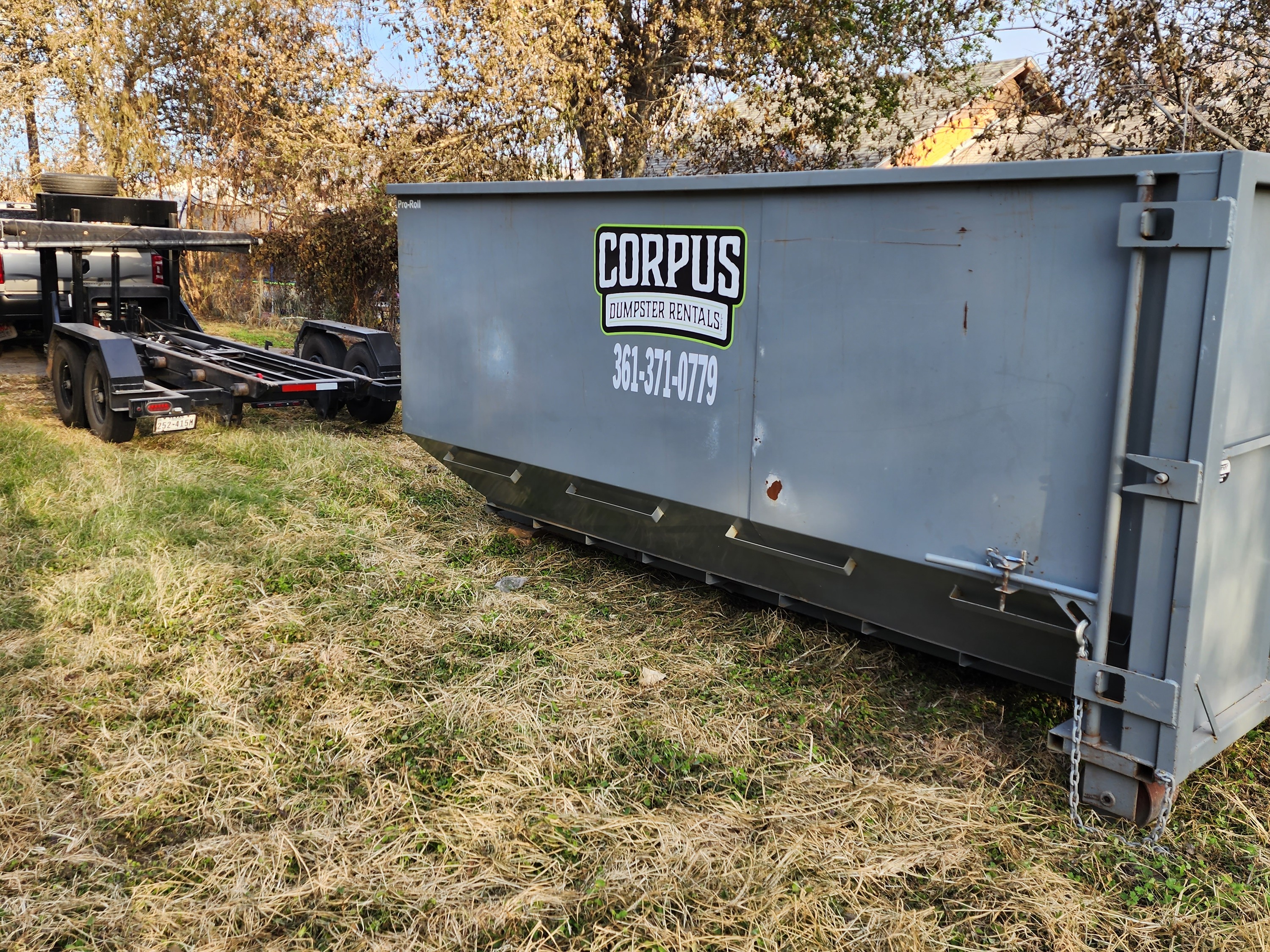 Driveway-Friendly Dumpster Rental Corpus Residents Use for Outdoor Projects and Yard Work Calallen TX