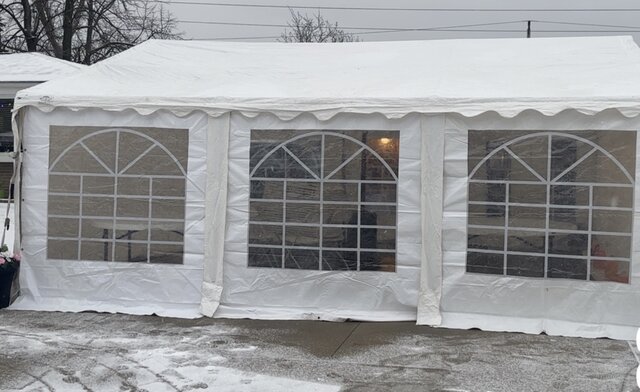 20x20 See through side window walls