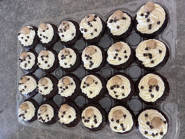 Choco-Cookie Cupcakes