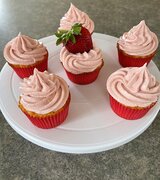 Strawberry Cream Cupcakes  