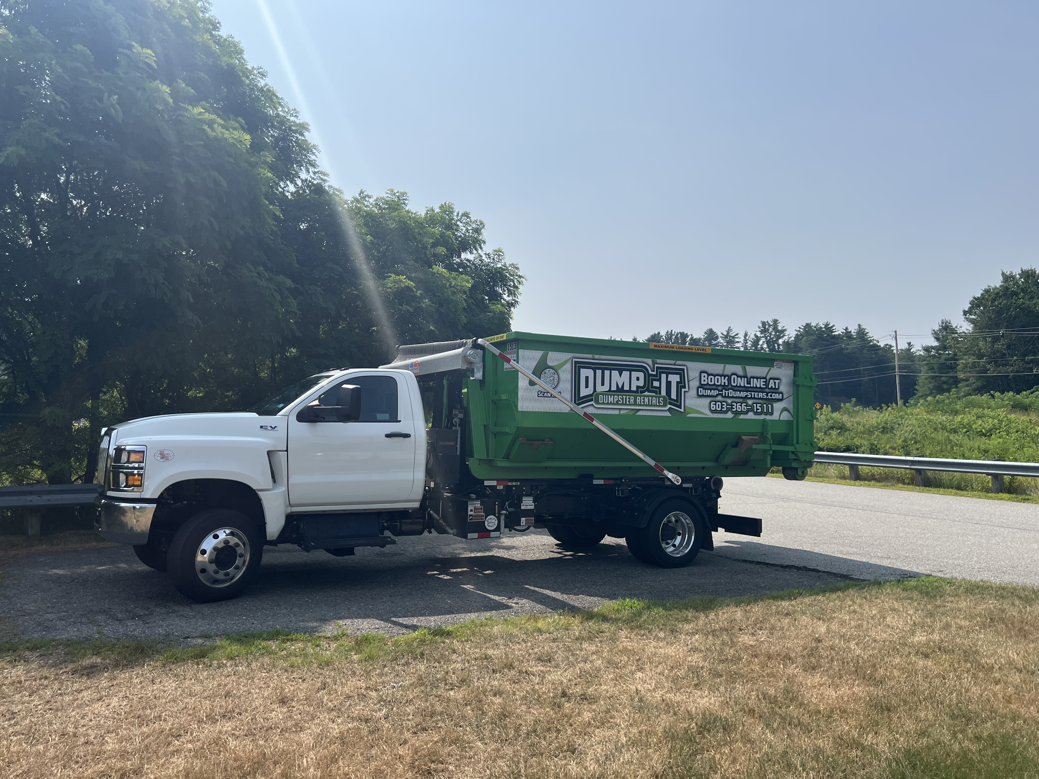 trucks from dump-it dumpster rentals