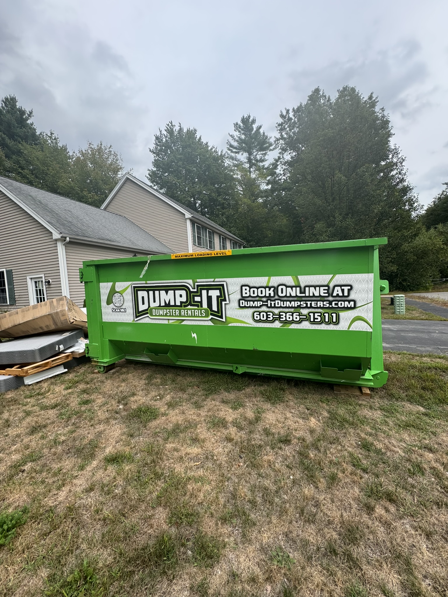 Residential dumpster provided by Dump-It Dumpster Rentals