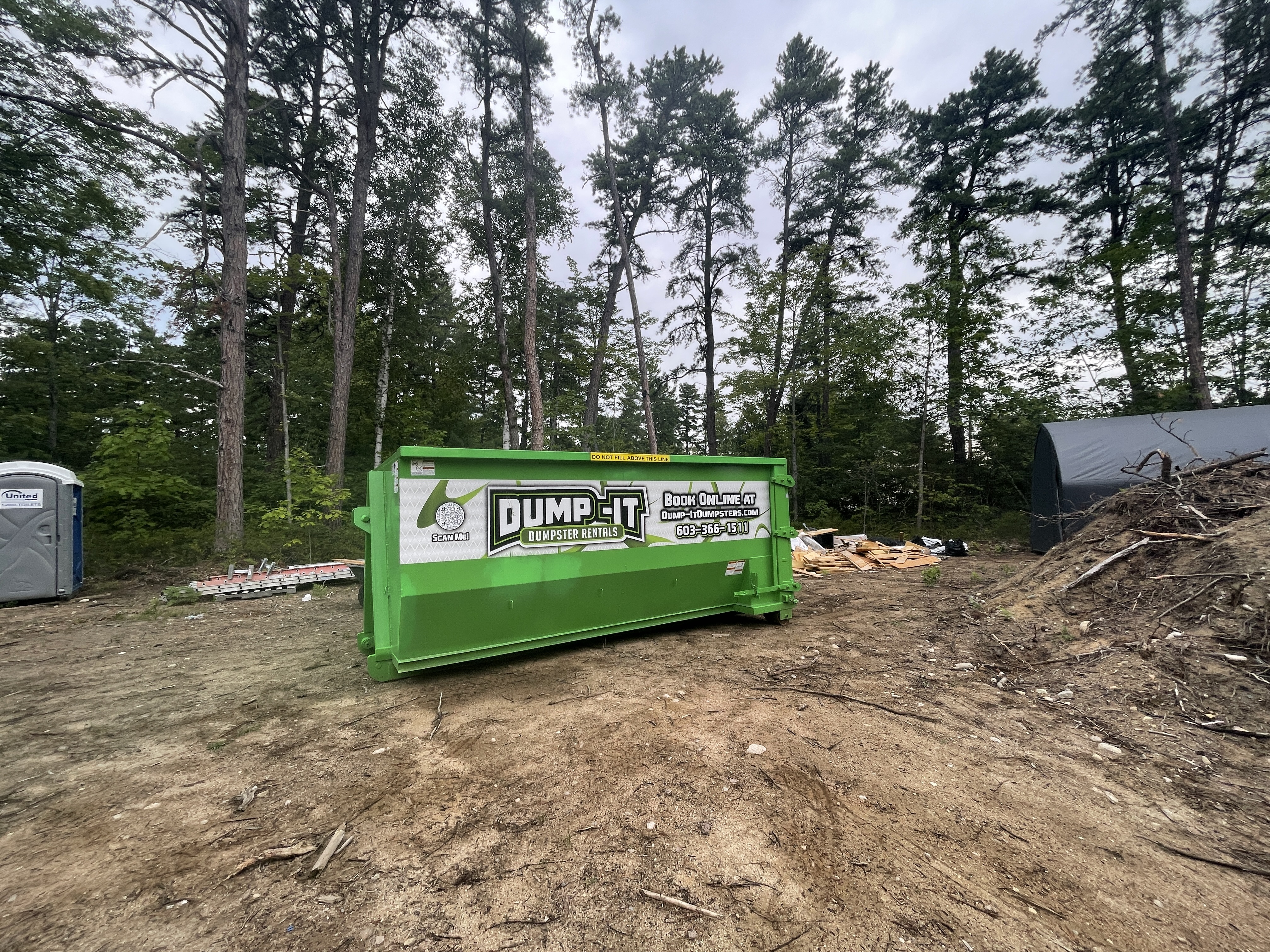 trucks from dump-it dumpster rentals