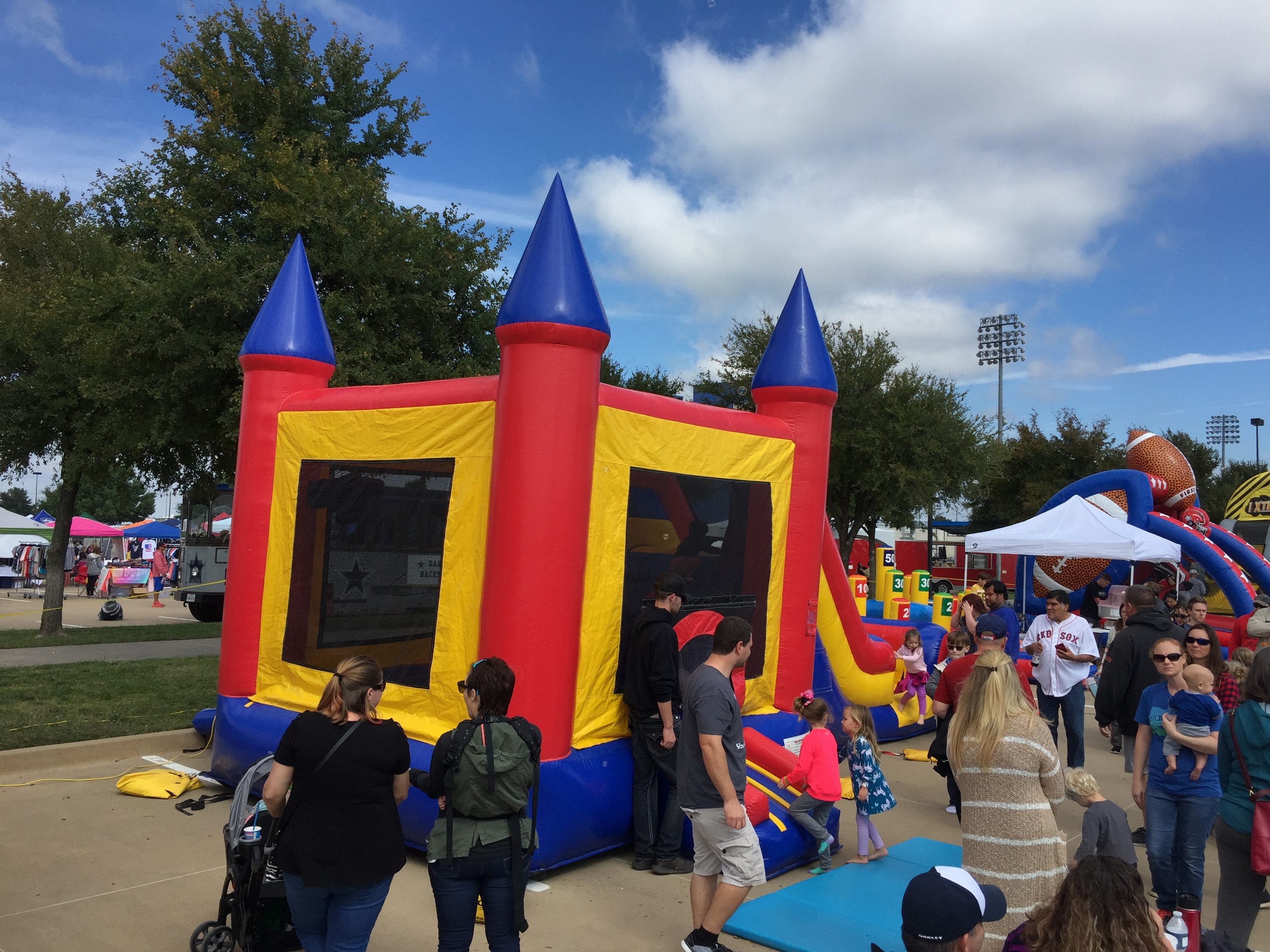 bounce house rental alvarado