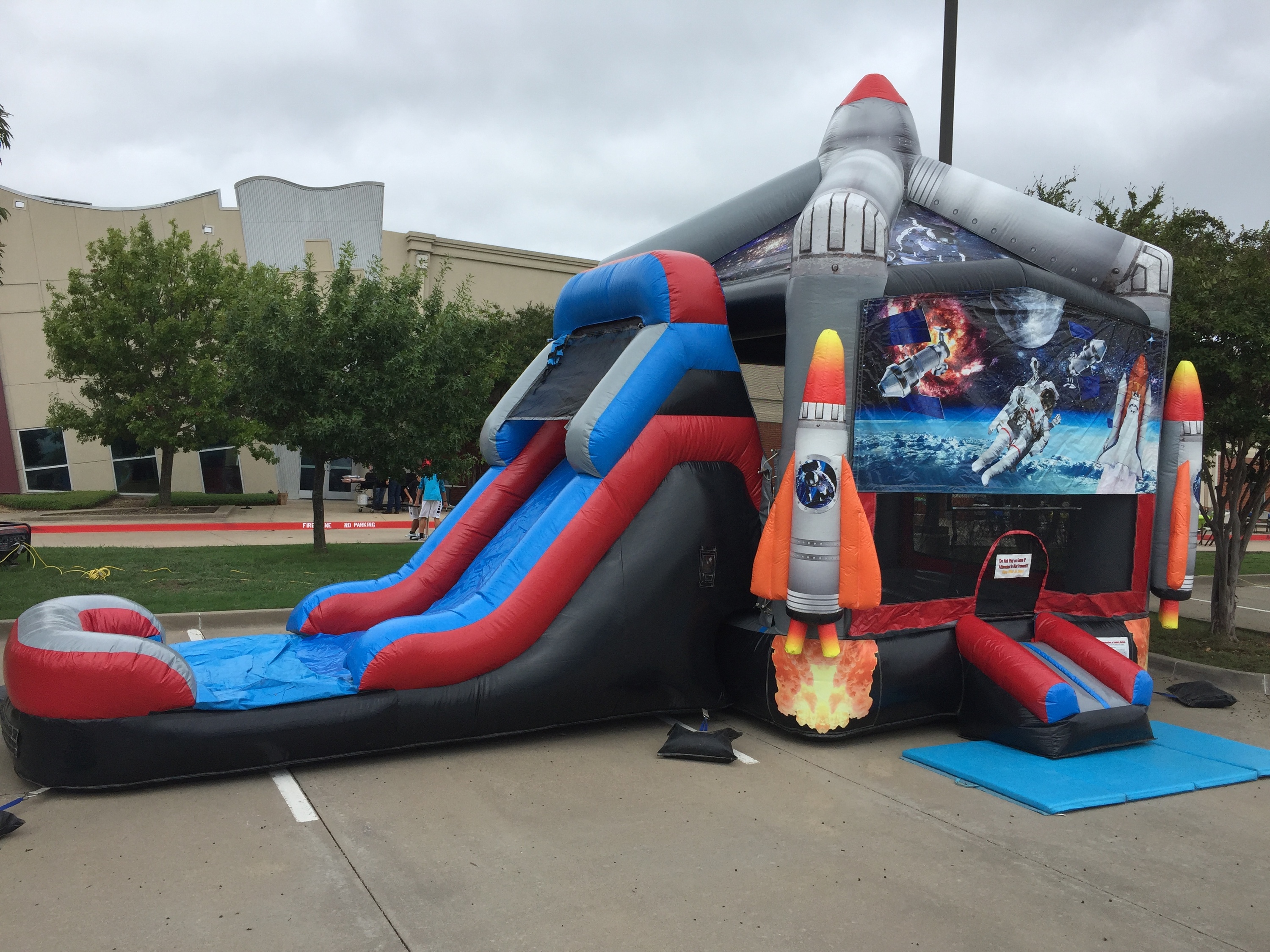 dallas bouncy house rental