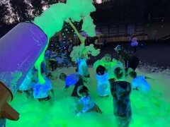 2 hour Glow Party