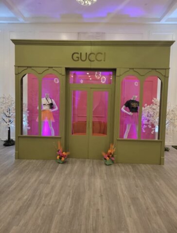 GUCCI STORE FRONT 