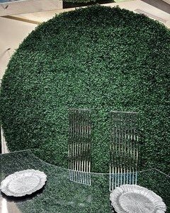 Round Grass Wall