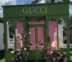 GUCCI STORE FRONT 
