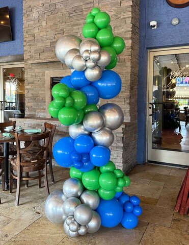 Freestanding Garland