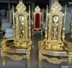 Throne Chair - Gold on Gold