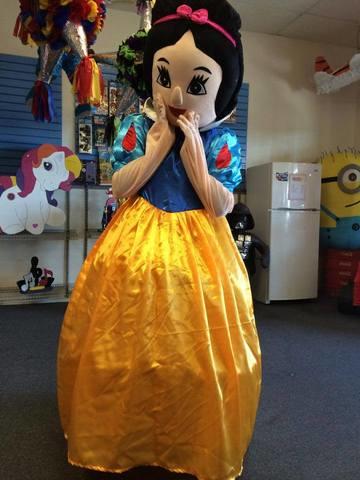 Snow White Character