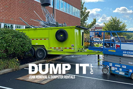 Affordable Dumpsters Colonie NY Contractors Use to Keep Their Work Sites Waste-Free