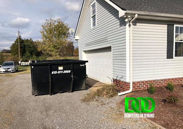  Rent a Roll Off Dumpster Gallatin Residents Use for Yard Waste