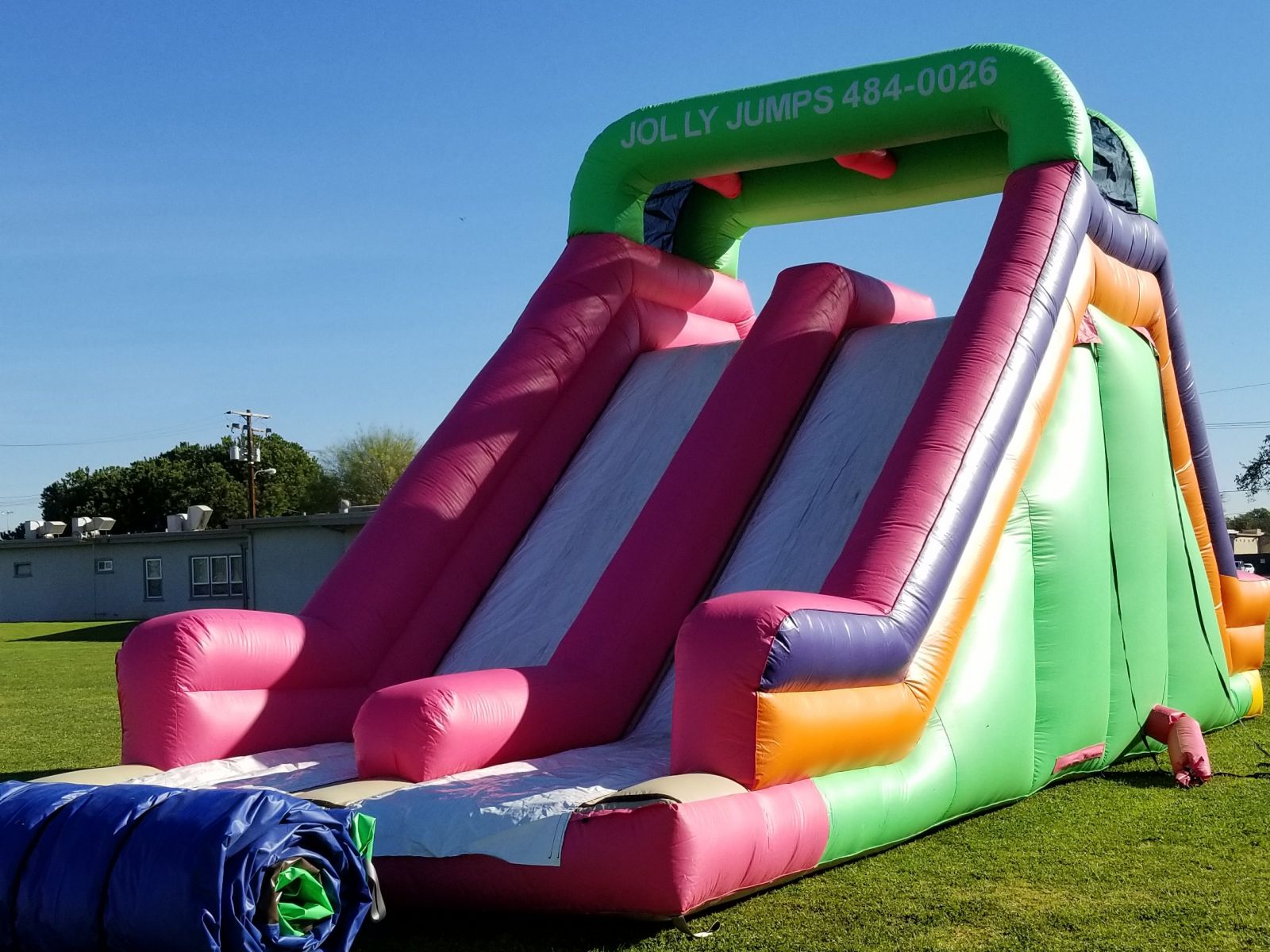 Jolly Obstacle Course (66Ft FUNLong) Jolly Jumps water slide and