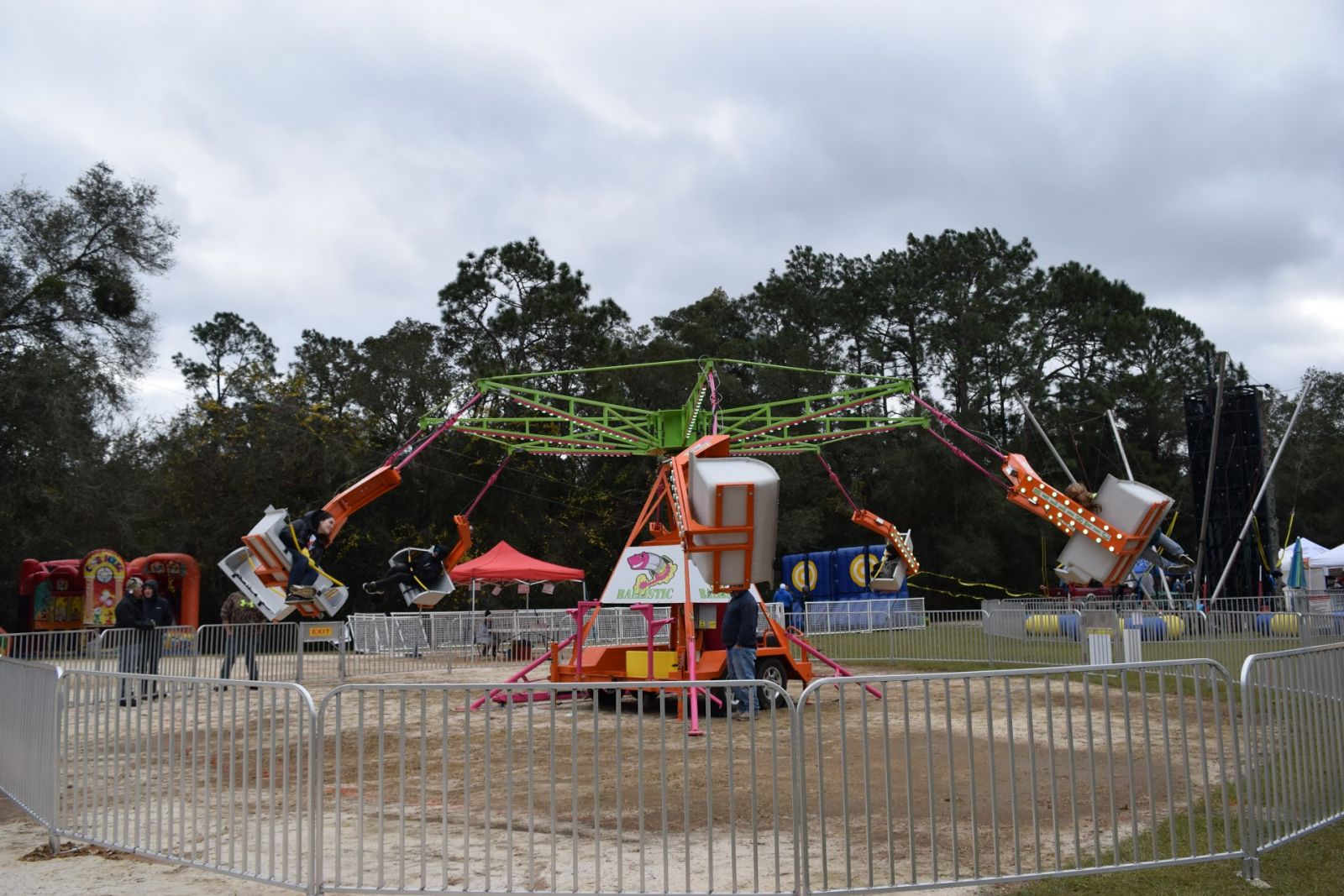 Ballistic Swing Carnival Ride Carnival Rides Chicago Carnival Rides