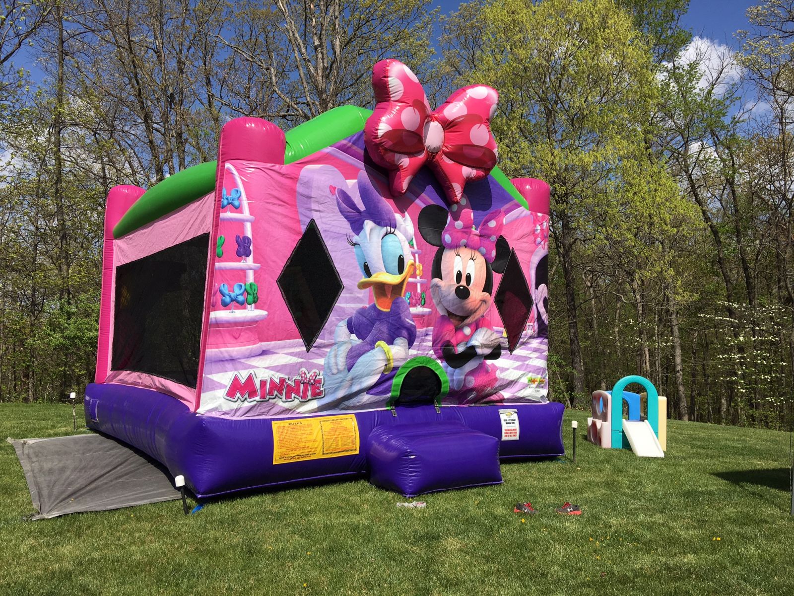 Disney Minnie Mouse Combo Bounce House