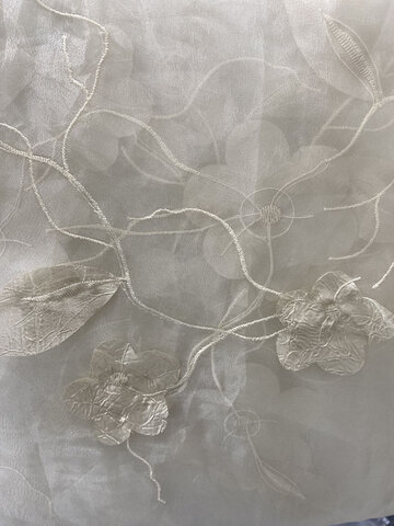 Ivory Petal Overlay 132