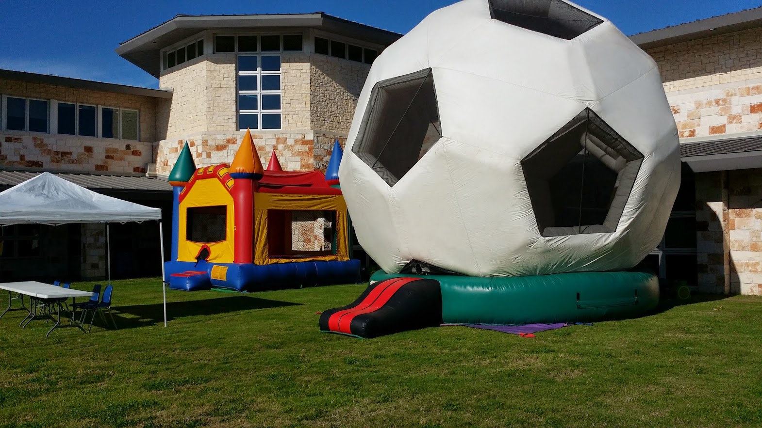 Fun Times Party Rental Bounce House Rentals And Slides For Parties In Wylie - reserving your roblox bounce house