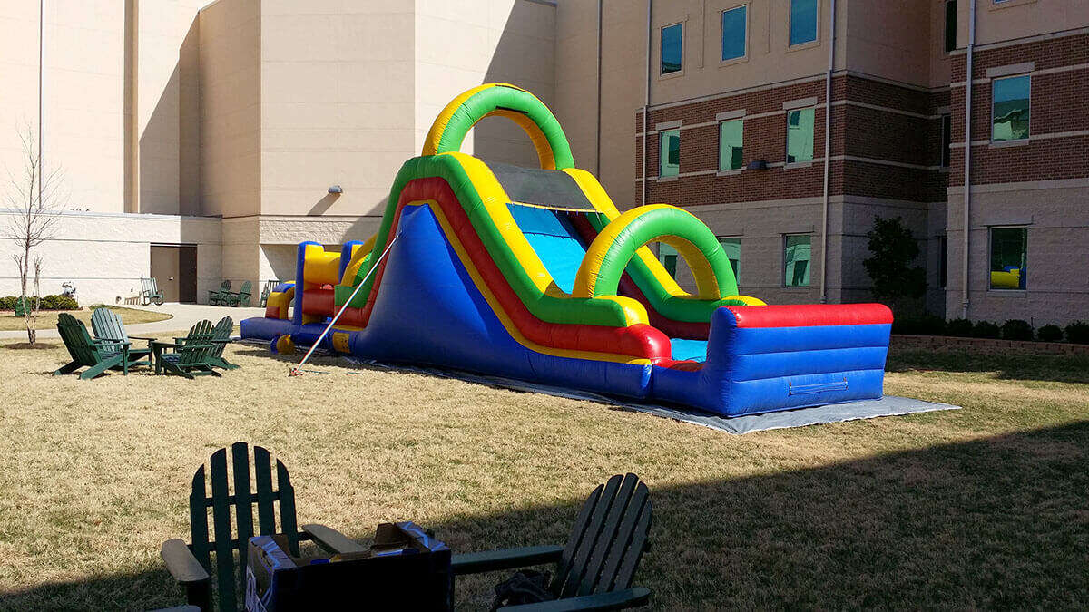 Obstacle course set up at UT Dallas