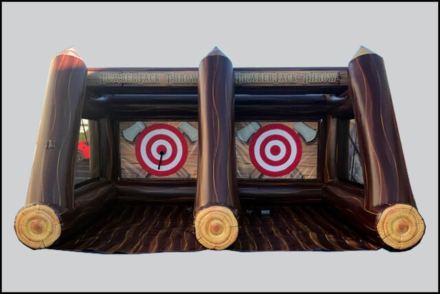 Lumberjack-Axe-Throw-919