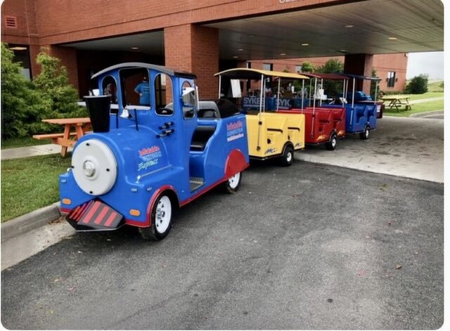 Electric Trackless Train