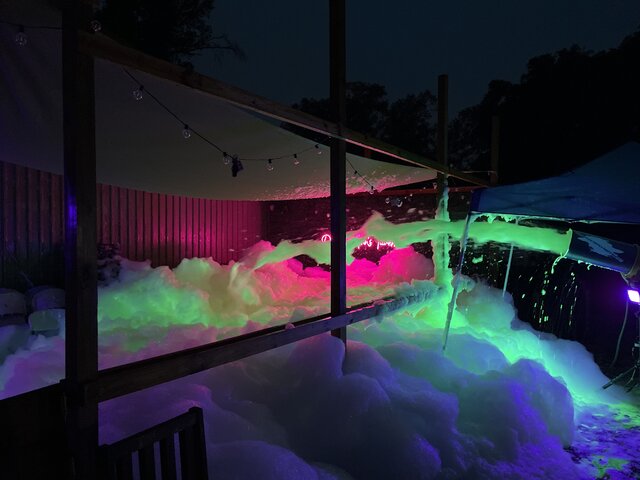 UV Glow foam Party