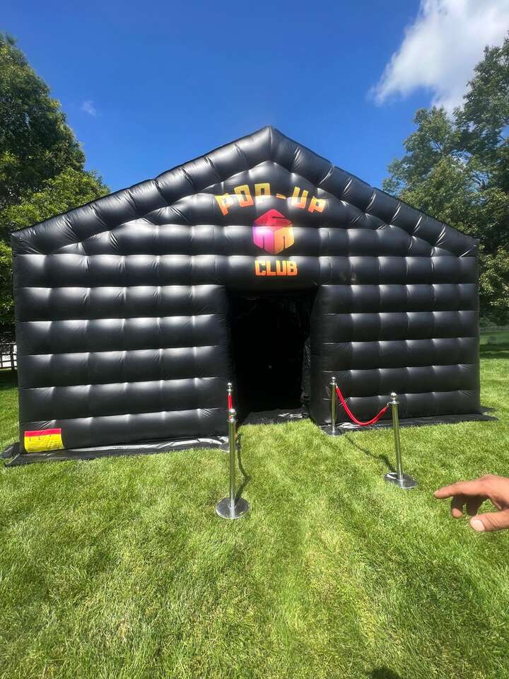 Smiley Jump Teen Party - Pop Up Nightclub Experience