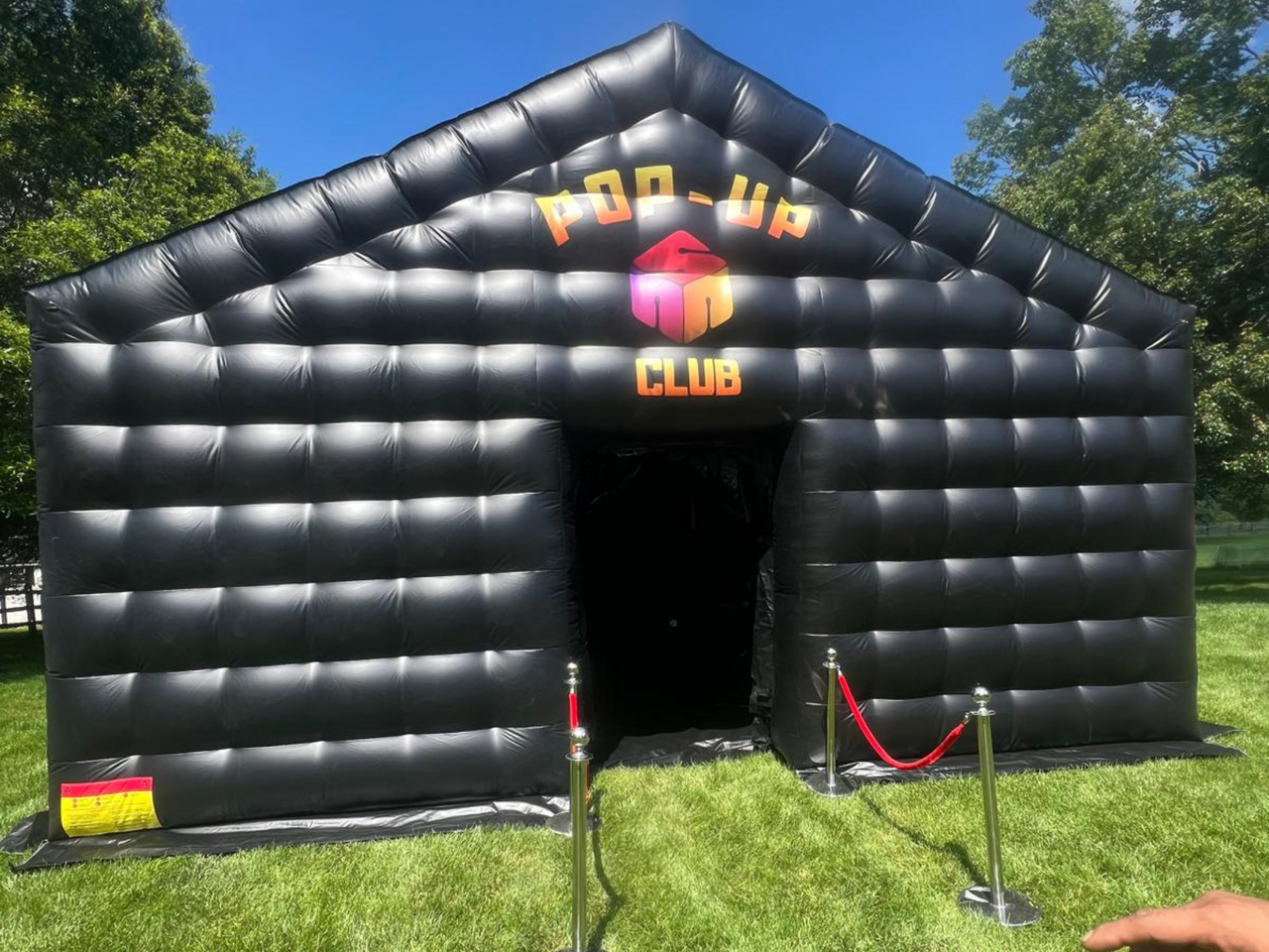 Pop Up bounce house new