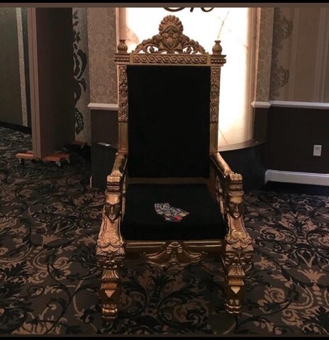 Classic Throne Chair