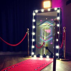 Magic Mirror Photo Booth