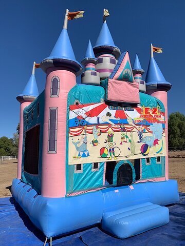 Circus Magic Castle with Obstacles and Basketball Hoop 