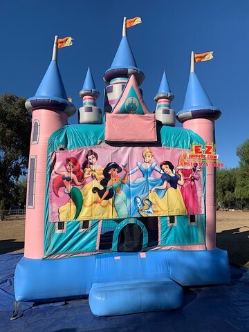 Princesses Magic Castle with Obstacles and Basketball Hoop 