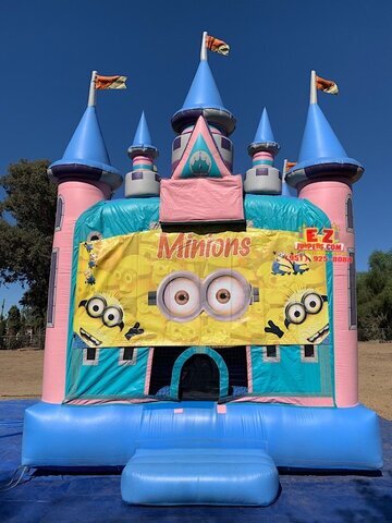 Minions Magic Castle with Obstacles and Basketball Hoop 