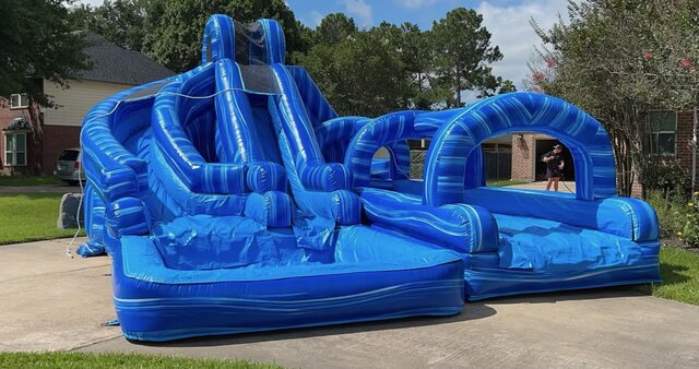 Blue Triple Helix #84 Water Slide Rental