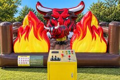 Mechanical bull