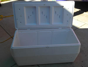 Cooler/ Ice chest