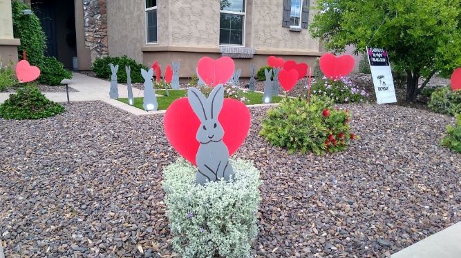 big red hearts gray bunnies yard decorations