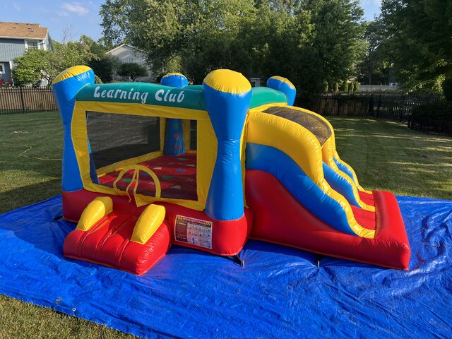Bounce Housse rantal by Fun Bounces rental in Shorewood, IL 